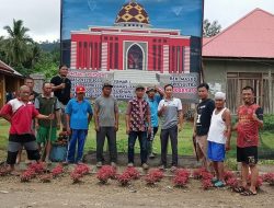 Penerima BLT Di Desa Momea, Ikut Berkontribusi Dalam Pembangunan Masjid.