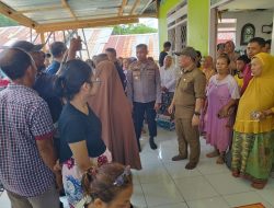 Pj Bupati Konawe Kunjungi Warga Terdampak Banjir di Sampara.