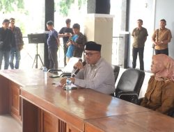 DPRD Sultra Tanda Tangani Rekomendasi Pemecatan RB Sebagai PJ Bupati Busel dan Kadis Kominfo